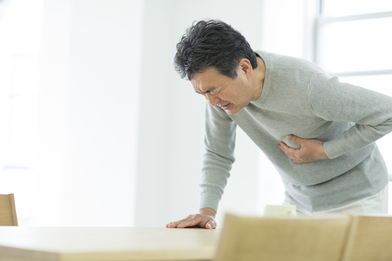胸が痛いときに考えられる疾患について