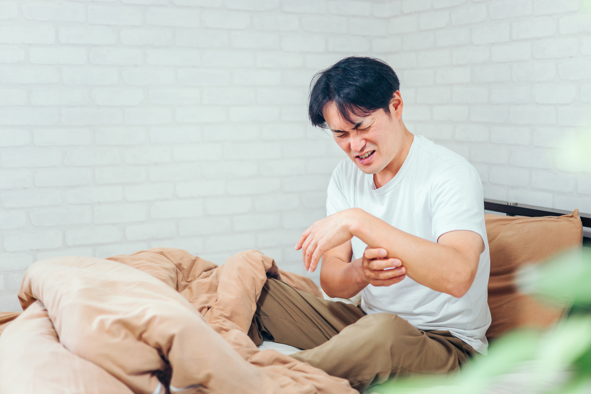 テニス肘を放置するとどうなる？-なかしま内科循環器・整形外科クリニック(西宮院)