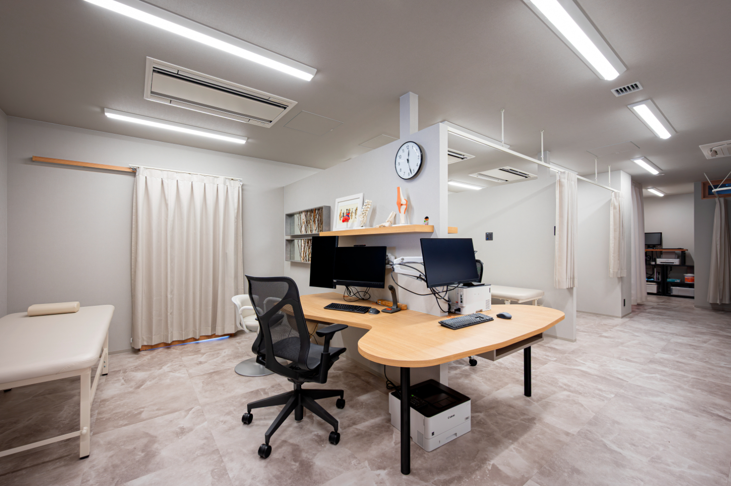 なかしま内科循環器・整形外科クリニックの内観写真（西宮市)